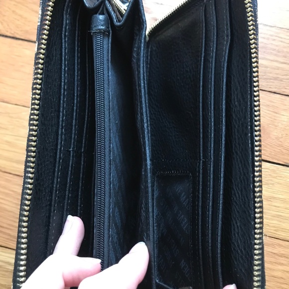 Steve Madden | Animal Print Clutch NWOT - Picture 3 of 3